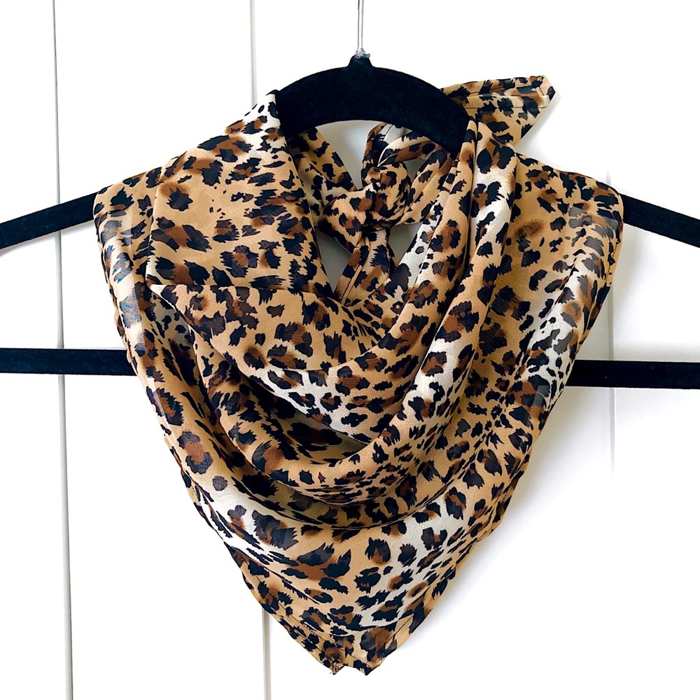 Classic Leopard Print Bandana Scarf